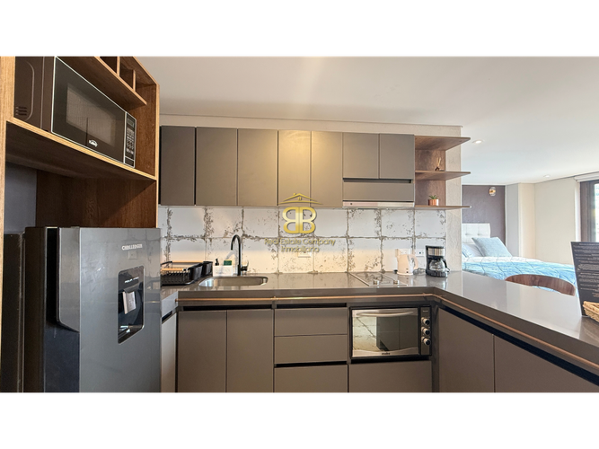 Apartaestudio en venta en La Candelaria, Bogotá, 50 m² · foto 3 de 24
