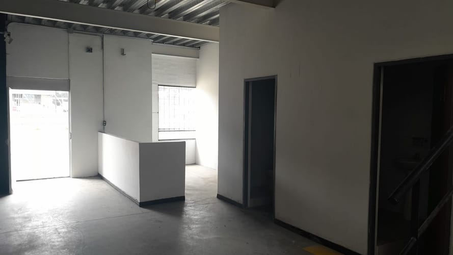 Bodega en arriendo en Siberia, Cota, 2574 m² · foto 3 de 5