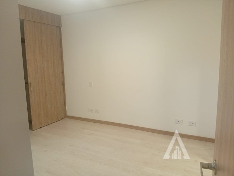 Apartamento en venta en Los Naranjos, Itagüí · foto 9 de 14