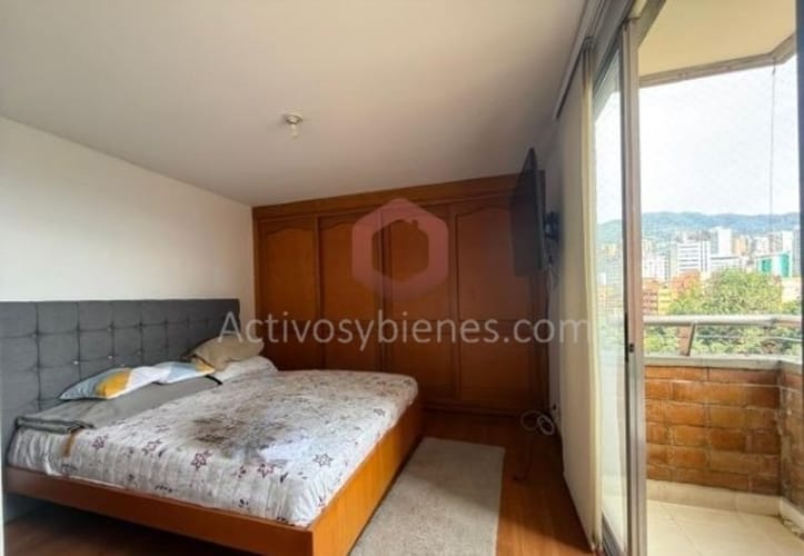 Apartamento de 4 alcobas en arriendo en Patio Bonito, Medellín, 140 m² · foto 8 de 24