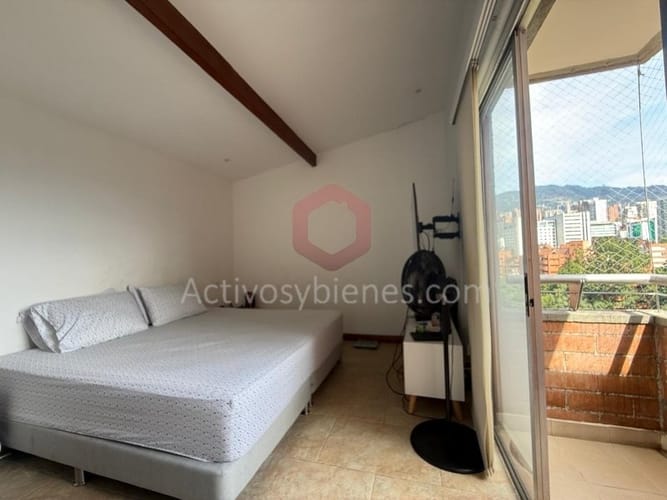 Apartamento de 4 alcobas en arriendo en Patio Bonito, Medellín, 140 m² · foto 12 de 24