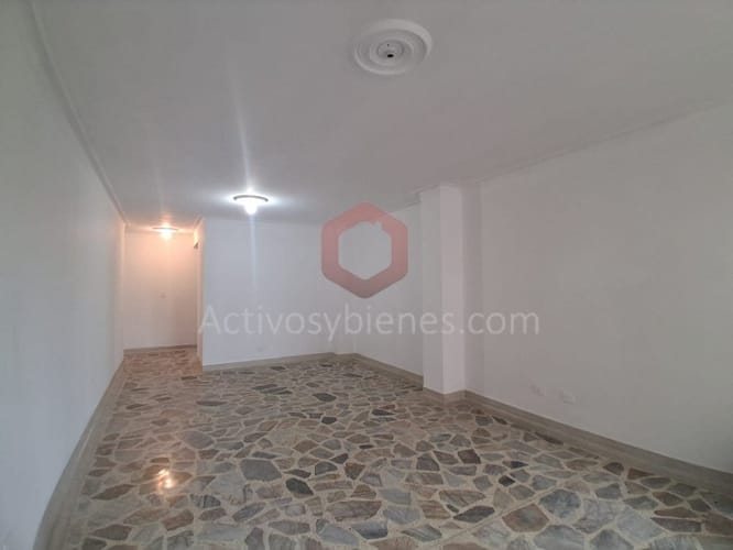 Apartamento de 3 alcobas en arriendo en Bolivariana, Medellín, 130 m² · foto 5 de 21