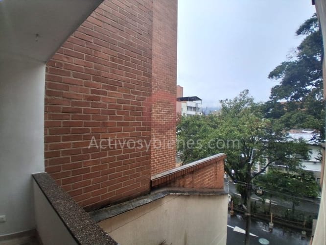 Apartamento de 3 alcobas en arriendo en Bolivariana, Medellín, 130 m² · foto 8 de 21