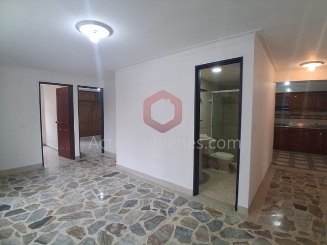 Apartamento de 3 alcobas en arriendo en Bolivariana, Medellín, 130 m² · foto 14 de 21