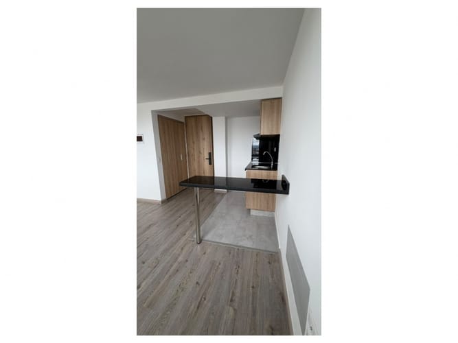 Apartaestudio en venta en Alamos, Bogotá, 28 m² · foto 2 de 24