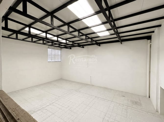 Bodega en arriendo en Patio Bonito, Medellín, 500 m² · foto 7 de 23