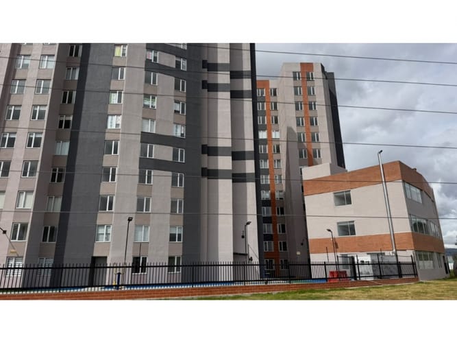 Apartaestudio en venta en Alamos, Bogotá, 28 m² · foto 23 de 24