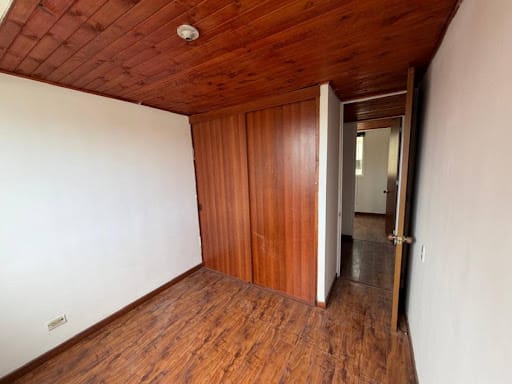 Apartamento de 3 alcobas en venta en Verbenal San Antonio, Bogotá, 66 m² · foto 14 de 24