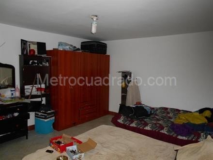 Casa en venta en Fontibon, Bogotá · foto 6 de 8