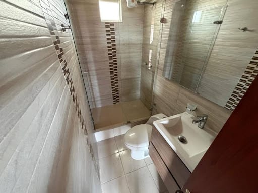 Apartamento de 3 alcobas en venta en Verbenal San Antonio, Bogotá, 66 m² · foto 21 de 24