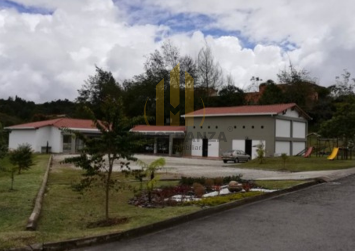 Lote en venta en Loma Del Escobero, Envigado, 1280 m² · foto 14 de 21