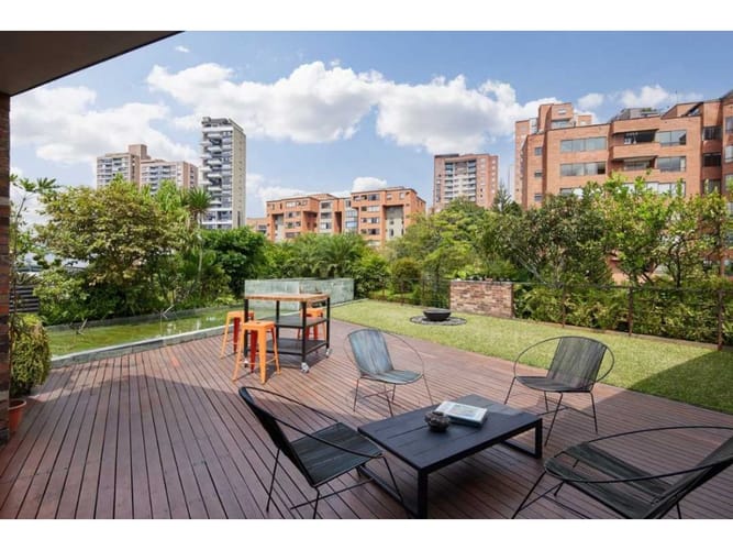 Apartamento de 3 alcobas en venta en Provenza, Medellín, 574 m² · foto 18 de 24