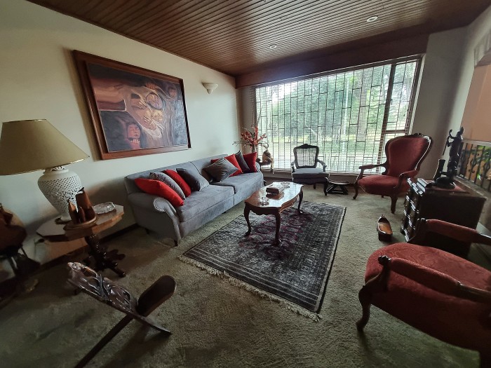 Casa en venta en Chicó Navarra, Bogotá · foto 4 de 24