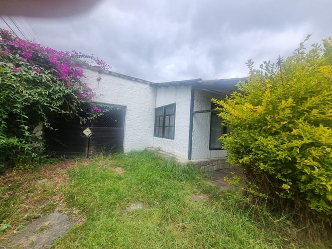 Lote en venta en Fonquetá, Chía, 1597 m² · foto 4 de 13