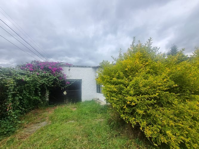 Lote en venta en Fonquetá, Chía, 1597 m² · foto 6 de 13