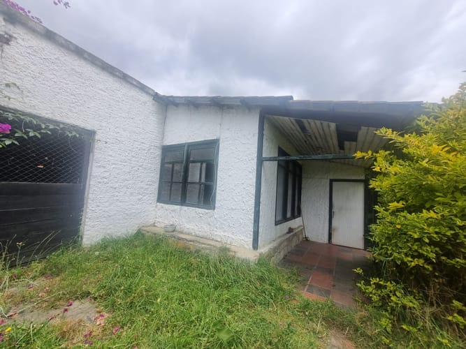 Lote en venta en Fonquetá, Chía, 1597 m² · foto 8 de 13