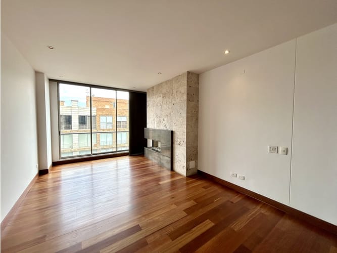 Apartamento de 3 alcobas en venta en Chicó Reservado, Bogotá, 160 m² · foto 3 de 24