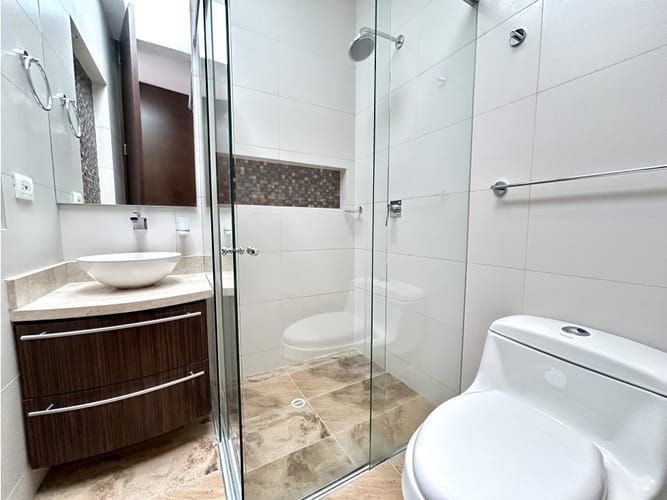 Apartamento de 3 alcobas en venta en Chicó Reservado, Bogotá, 160 m² · foto 14 de 24