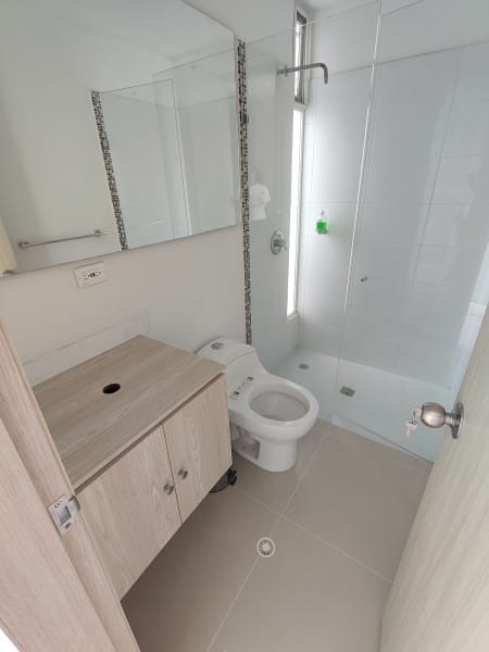 Casa de 4 alcobas en venta en El Castillo, Jamundí, 210 m² · foto 7 de 14