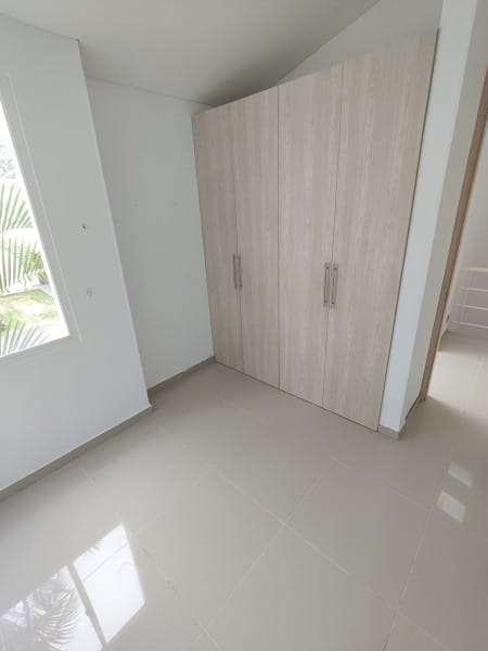 Casa de 4 alcobas en venta en El Castillo, Jamundí, 210 m² · foto 10 de 14