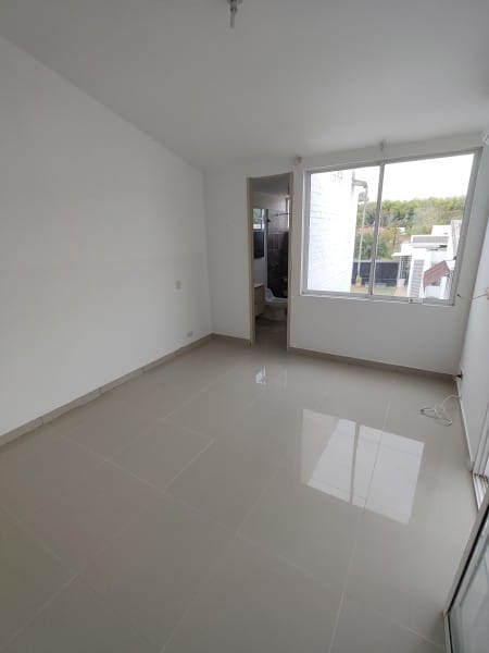 Casa de 4 alcobas en venta en El Castillo, Jamundí, 210 m² · foto 11 de 14