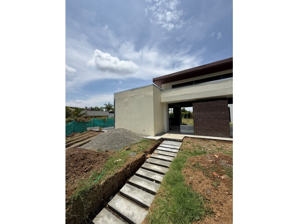 Casa en venta en Cerritos, Pereira · foto 2 de 24