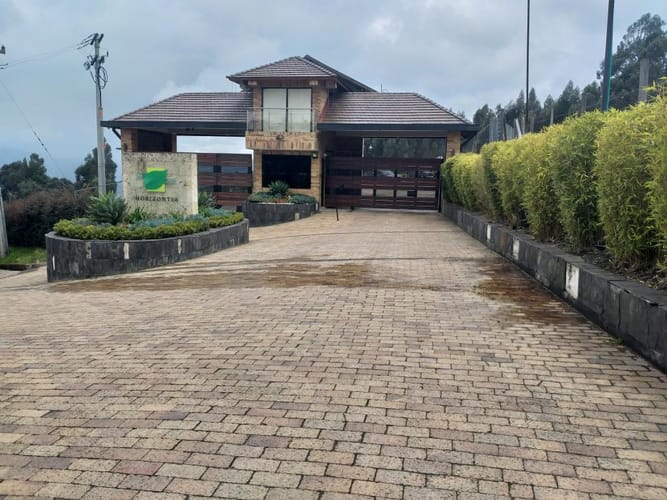 Lote en venta en Yerbabuena, Sopó, 2317 m² · foto 2 de 22
