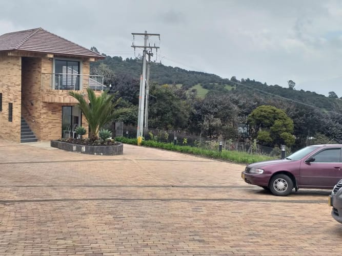 Lote en venta en Yerbabuena, Sopó, 2317 m² · foto 3 de 22