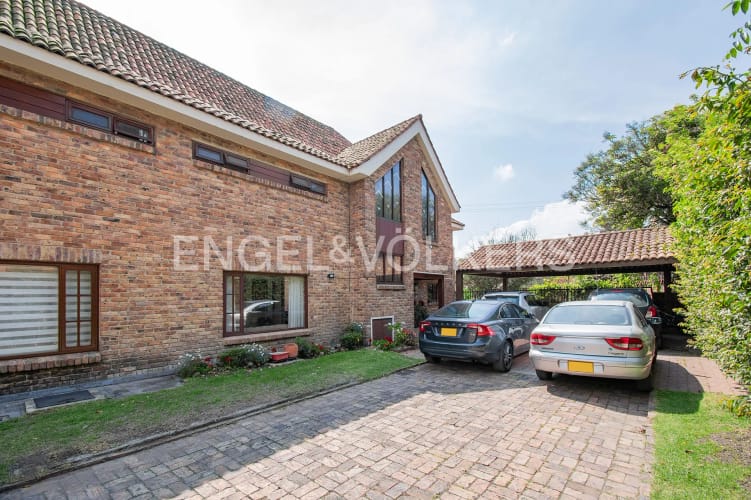 Casa de 4 alcobas en venta en San Jose De Bavaria, Bogotá, 218 m² · foto 20 de 20