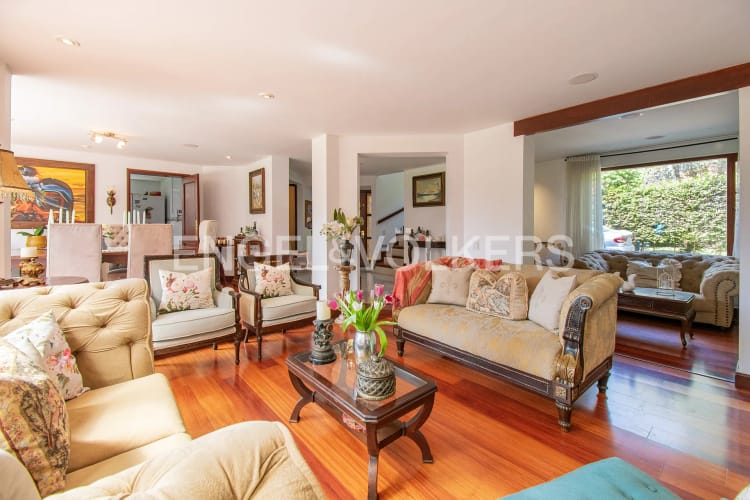Casa de 4 alcobas en venta en San Jose De Bavaria, Bogotá, 218 m² · foto 5 de 20