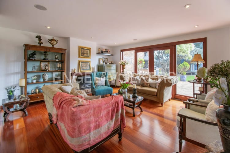 Casa de 4 alcobas en venta en San Jose De Bavaria, Bogotá, 218 m² · foto 4 de 20
