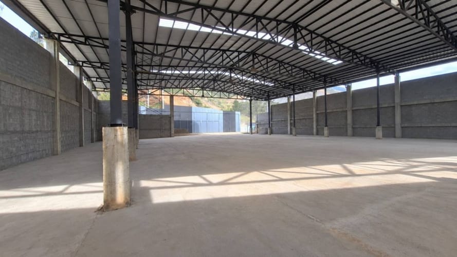 Bodega en arriendo en El Rosario, Bello, 2200 m² · foto 6 de 10