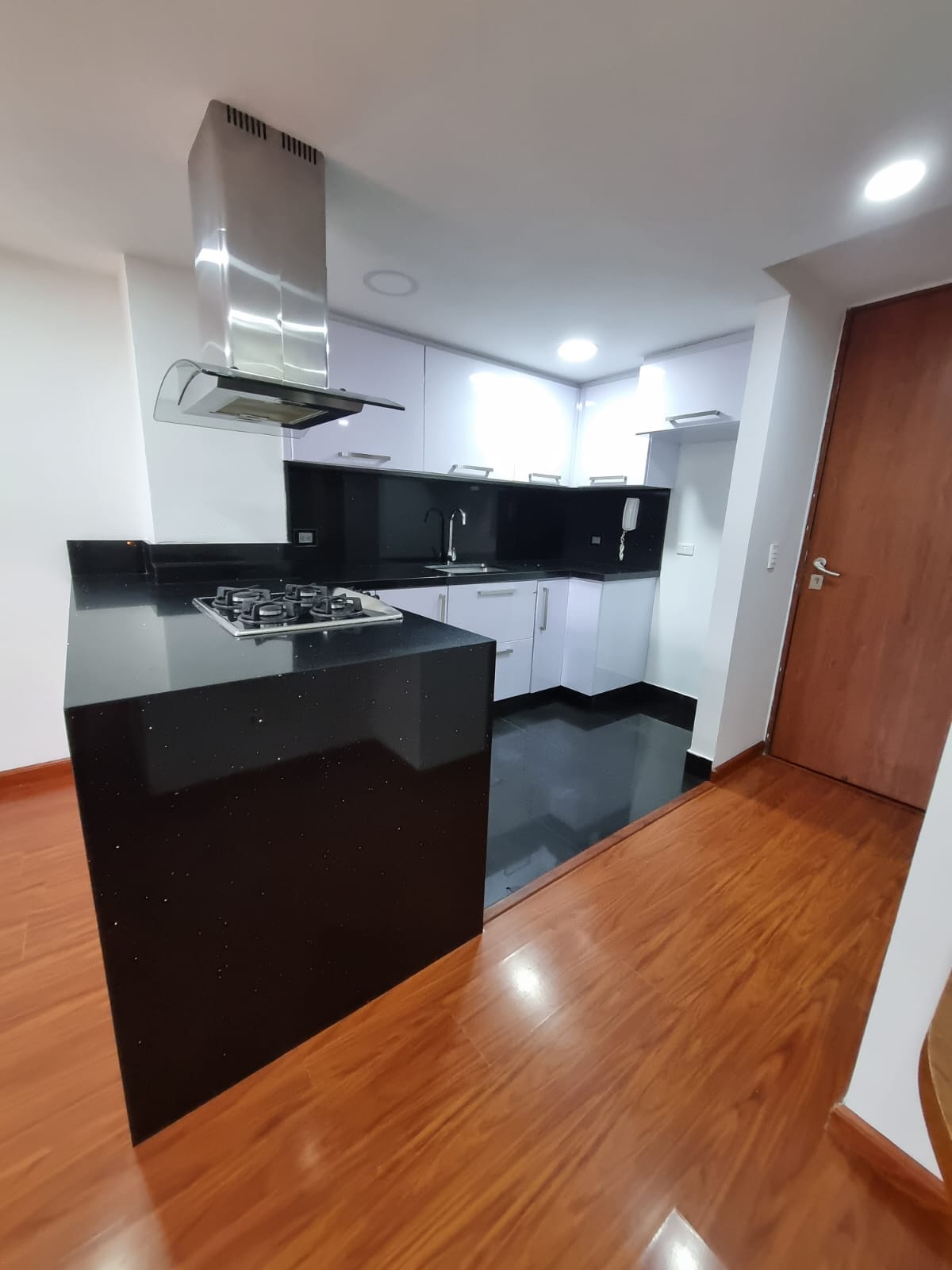 Apartamento en venta en Lagos De Torca, Bogotá · foto 6 de 23