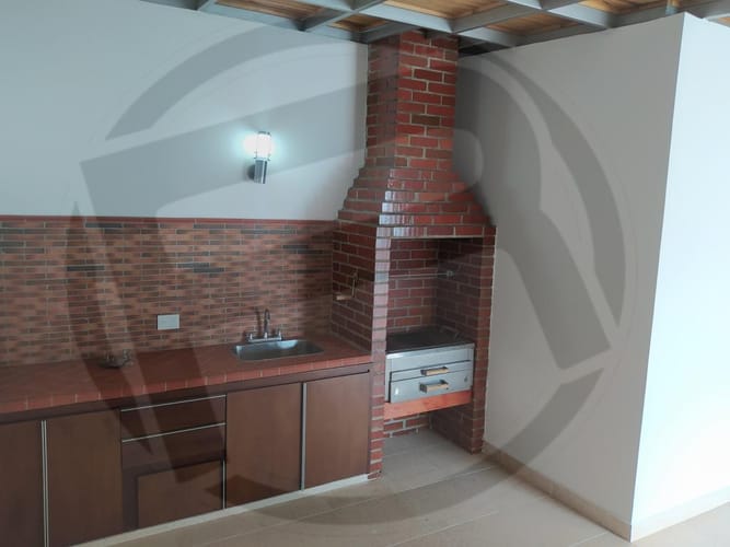 Casa de 4 alcobas en venta en Lomitas, Villa del Rosario, 200 m² · foto 11 de 19