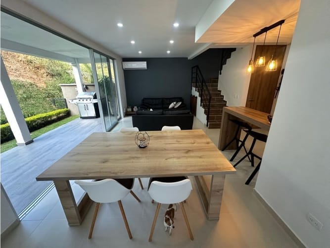 Casa de 3 alcobas en venta en Alfaguara, Jamundí, 150 m² · foto 2 de 19