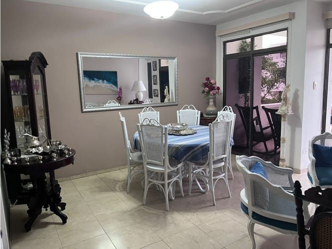 Apartamento de 3 alcobas en venta en Bocagrande, Cartagena, 125 m² · foto 2 de 14