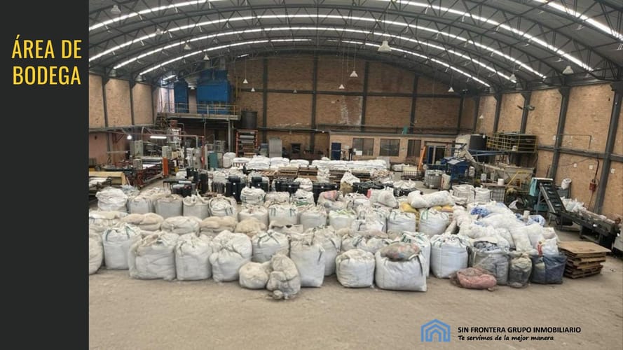 Bodega en venta en Ub El Trebol, Mosquera, 4300 m² · foto 3 de 9