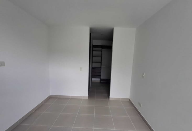 Apartamento de 3 alcobas en venta en Menzuly, Floridablanca, 94 m² · foto 12 de 20