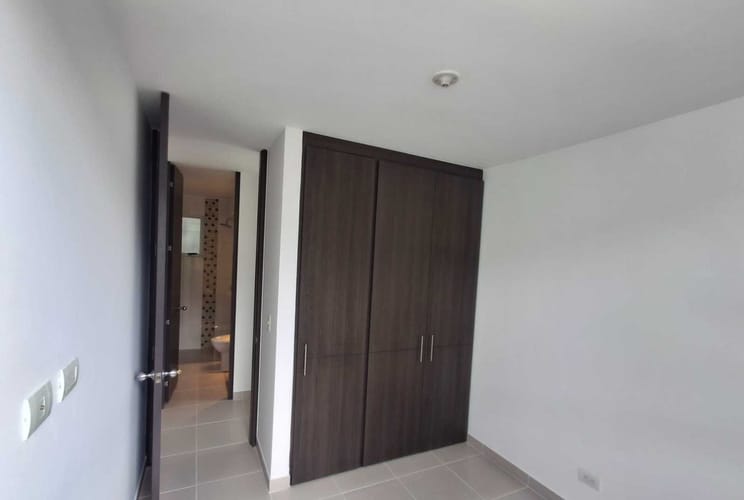Apartamento de 3 alcobas en venta en Menzuly, Floridablanca, 94 m² · foto 14 de 20