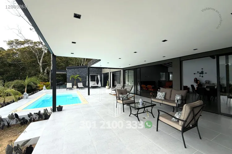 Casa de 3 alcobas en venta en El Capiro, La Ceja, 330 m² · foto 8 de 24