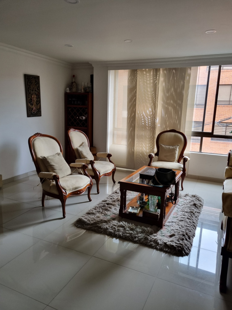 Apartamento en venta en Alhambra, Bogotá · foto 2 de 24