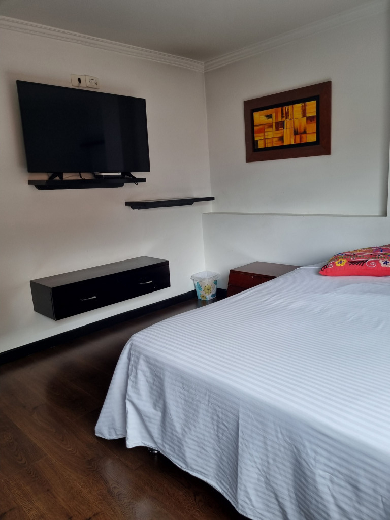 Apartamento en venta en Alhambra, Bogotá · foto 8 de 24