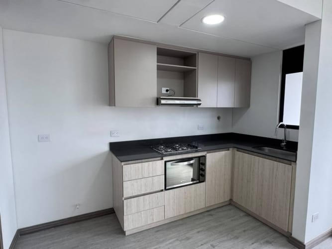 Apartamento de 2 alcobas en arriendo en Las Palmas, Medellín, 64 m² · foto 3 de 20