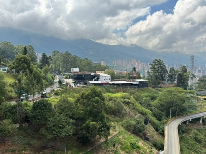 Apartamento de 2 alcobas en arriendo en Las Palmas, Medellín, 64 m² · foto 8 de 20