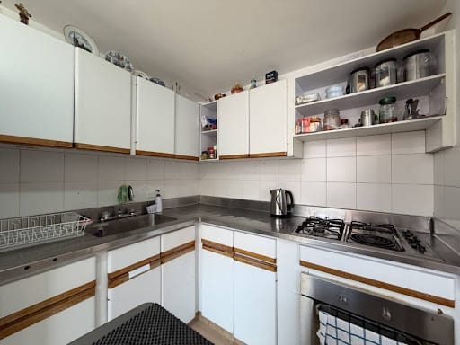 Apartamento de 3 alcobas en venta en Loma Del Escobero, Medellín, 98 m² · foto 3 de 22