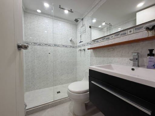 Apartamento de 3 alcobas en venta en Loma Del Escobero, Medellín, 98 m² · foto 14 de 22