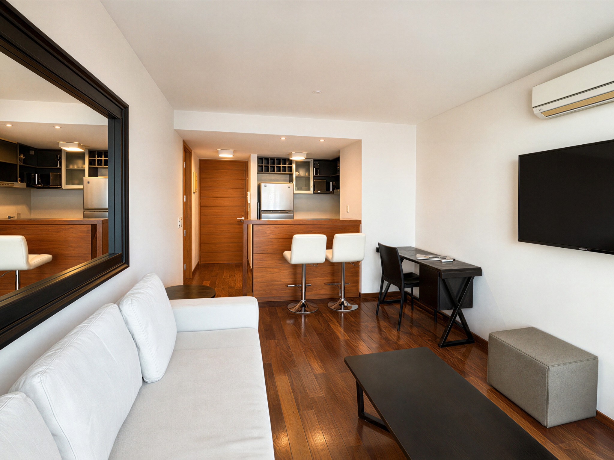 Loop. 1 Dormitorio. Con Muebles. · Foto 4
