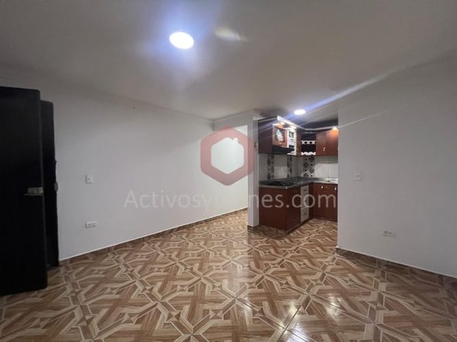 Casa de 4 alcobas en venta en San Isidro, Medellín, 105 m² · foto 4 de 24