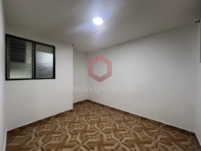Casa de 4 alcobas en venta en San Isidro, Medellín, 105 m² · foto 7 de 24