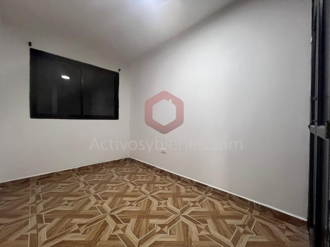 Casa de 4 alcobas en venta en San Isidro, Medellín, 105 m² · foto 11 de 24